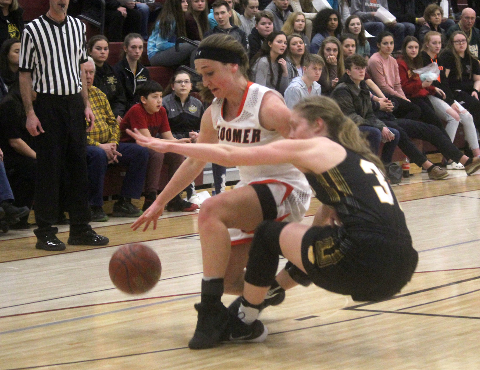 Bloomer girls basketball vs Hayward at Spooner 3-1-18